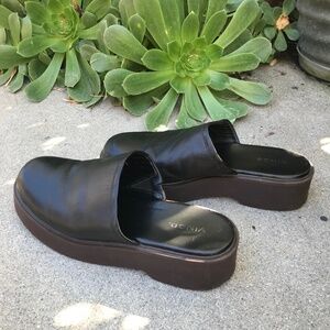 vince - anton - black leather platform mules slides
